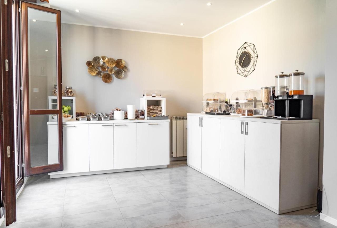 Carlo Goldoni Hotel Milano Eksteriør bilde