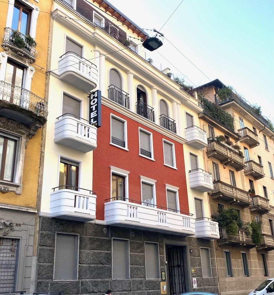 Carlo Goldoni Hotel Milano Eksteriør bilde