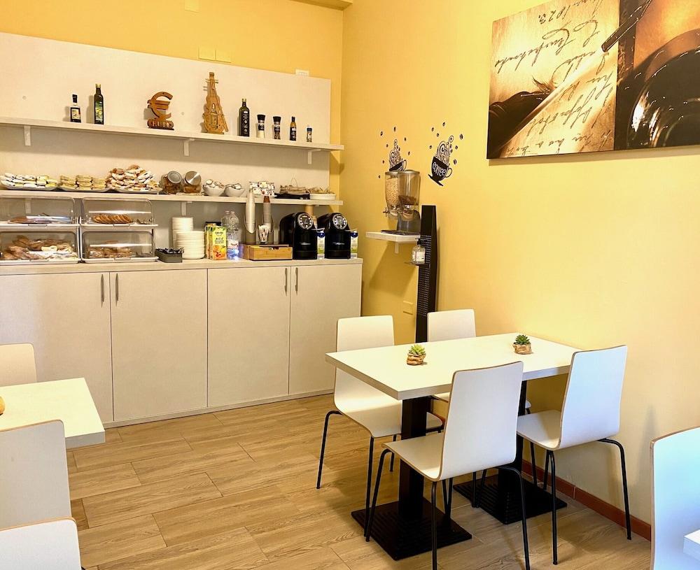 Carlo Goldoni Hotel Milano Eksteriør bilde